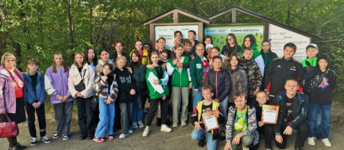 Ученики благовещенской школы №13 стали первыми посетителями в новом осеннем сезоне экологический тропы в Дальневосточном ГАУ