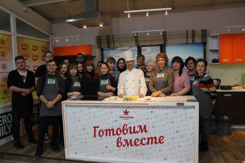 Кулинарный мастер-класс «Блюда к новогоднему столу» посетили студенты технологического факультета