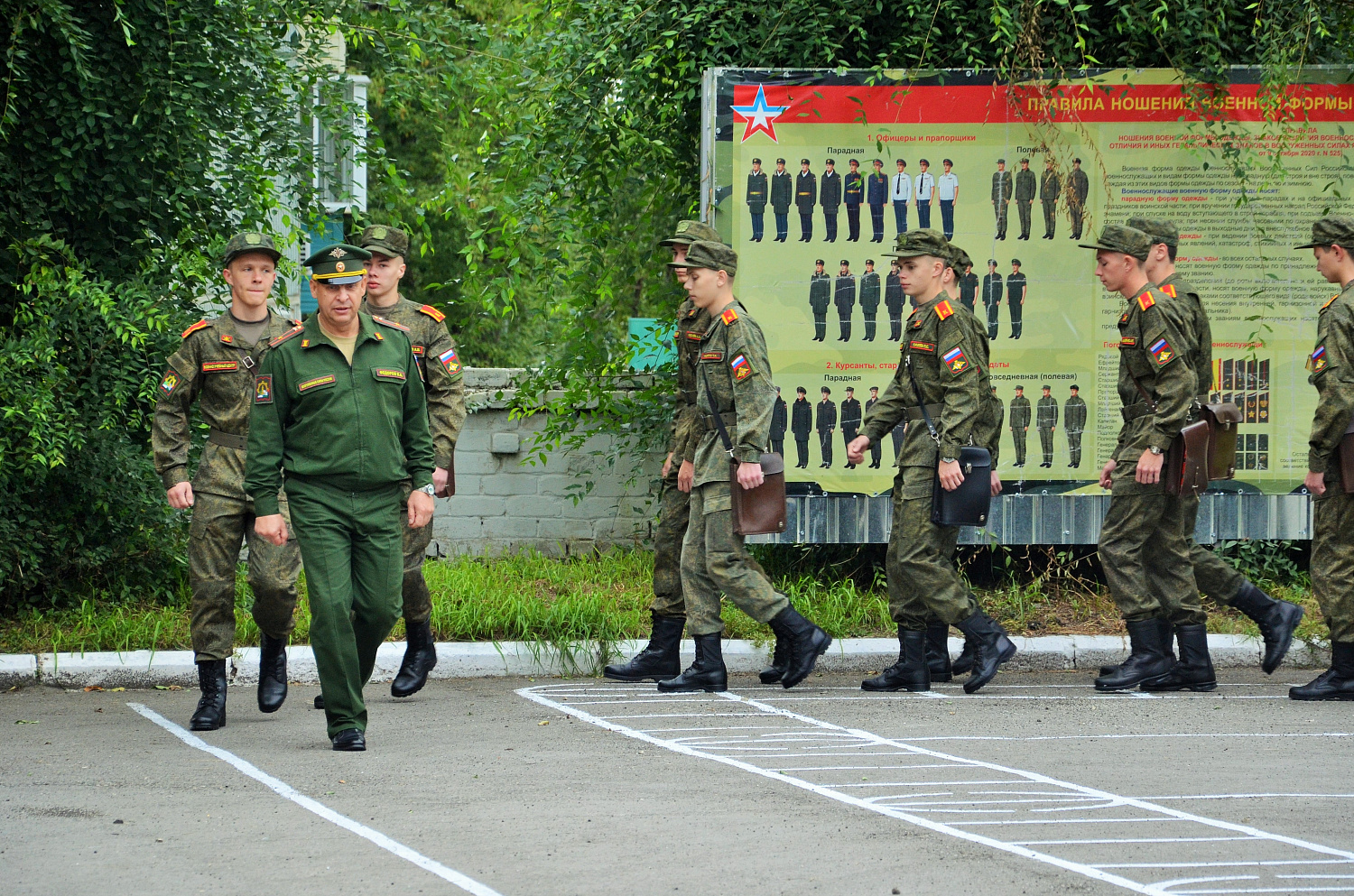 Армейская 36. Военный учебный центр. Военный учебный центр для Узбекистана. Фон Узбекистан Центральный военный округ школа подготовка сержант.